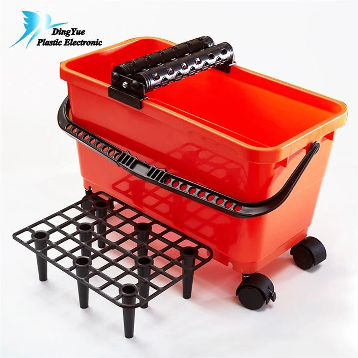 Plastic Rolling Bucket